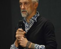 Êîíöåðò-ñïåêòàêëü “Èñààê Äóíàåâñêèé. Êîëëàéäåð ñ÷àñòüÿ” â ÌÕÀÒ èì. Ì. Ãîðüêîãî, 10.12 2019.